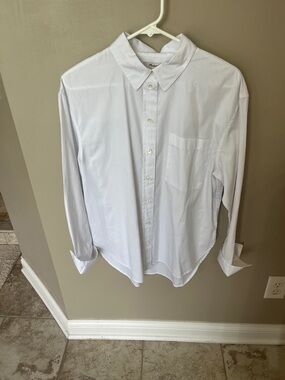Madewell White Long-Sleeve Button-Down Shirt. Never worn